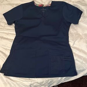 Vera Bradley scrub top